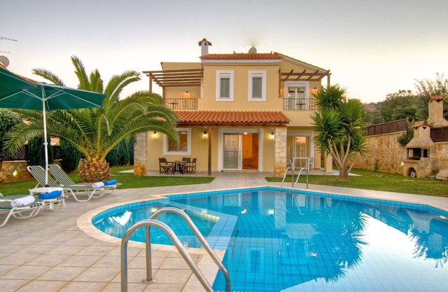 ANEMONI ( 3 bedroom villa with private pool )