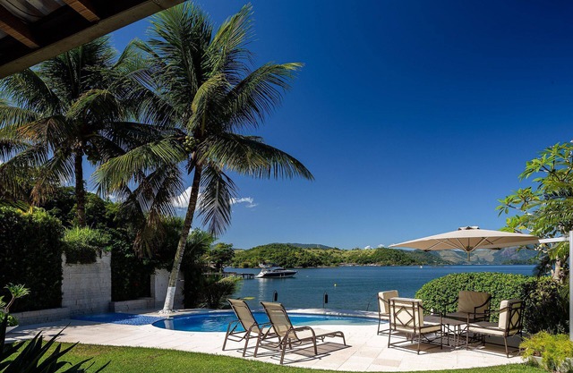 Ang012 - Belle villa de plage à Angra dos Reis