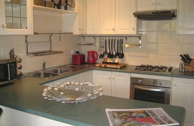 ANGAS COURT CITY TOWNHOUSE