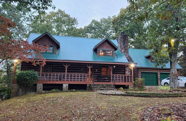 🏕️ Angels Cabin, Firepit, Pool Table, LKT Mountain - Chattanooga Dwtn15 min!