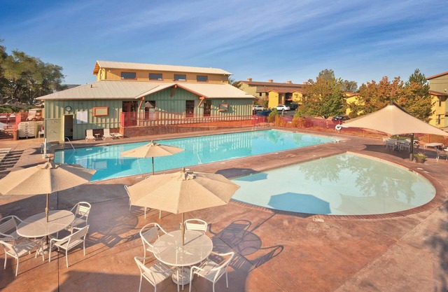 Angels Camp Resort | Four 2BR/2BA Suites