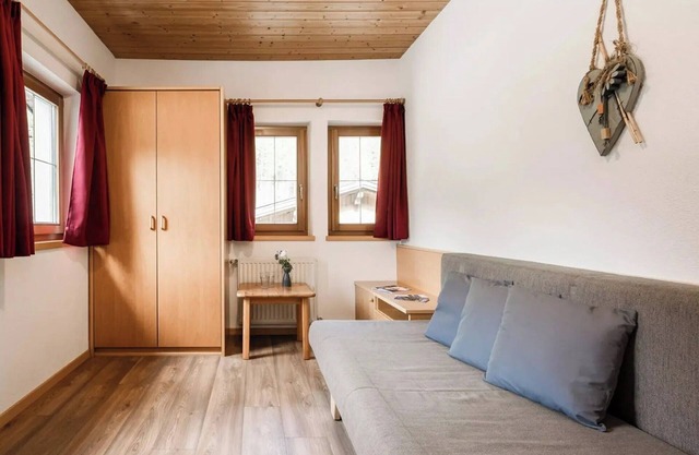 Appartement "Simon" avec vue sur les montagnes, jardin privé et Wi-Fi