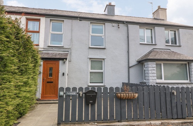 ANNEST, pet friendly, country holiday cottage in Bethesda
