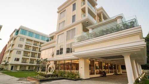 Antique Regency ! luxurious hotel in digha !