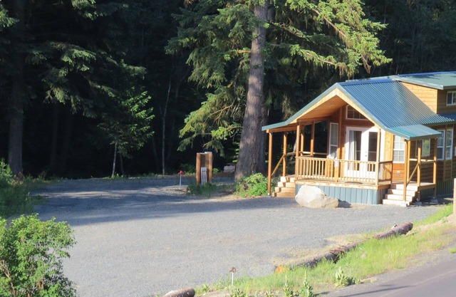 Antone Creek Lodge, les cabines portables de Rich, loft double classique # 1