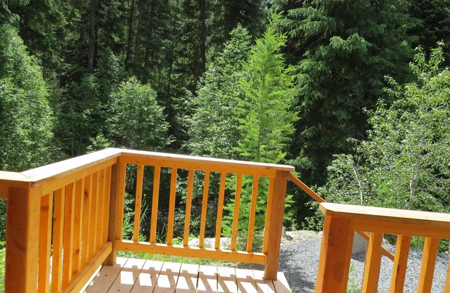 Logements les plus proches d'Anthony Lakes. Restez dans la cabane du camp de Rich # 3
