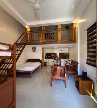 Antonia Transient House