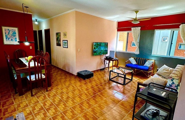 AP. Aconchegante Praia da Enseada - Guarujá, Piscina e Churrasqueira