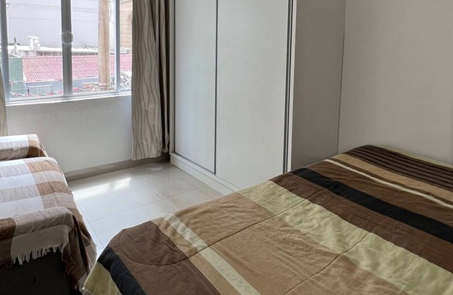 Kitchenette à un pâté de maisons de la mer pour 3 personnes