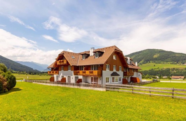 Appartement Top 13 by Interhome