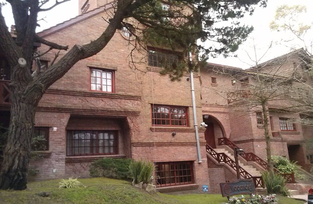 Apart hotel with heated pool and covered garage