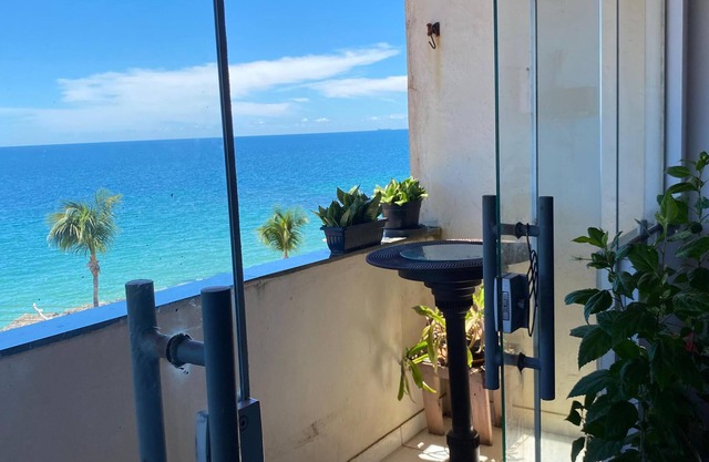 Apartamento Rio Vermelho /Praia da Paciência/Frente A Praia