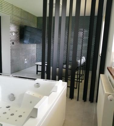 Apartament Monika Dziwnówek Wrzosowo z jacuzzi