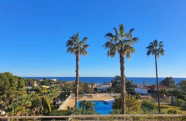Appartement 2 chambres a AGUILAS ESPAGNE bord de mer avec piscine.