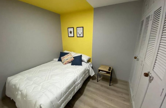 Apartamento a minutos de Provenza en Medellín - M201 By Roots Rentals
