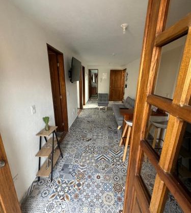 Apartamento acogedor cerca al parque con balcón