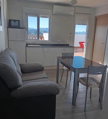 Apartamento en Olvera con terraza