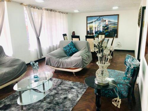 Apartamento Grande para tu comodidad-Large apartment for your comfort