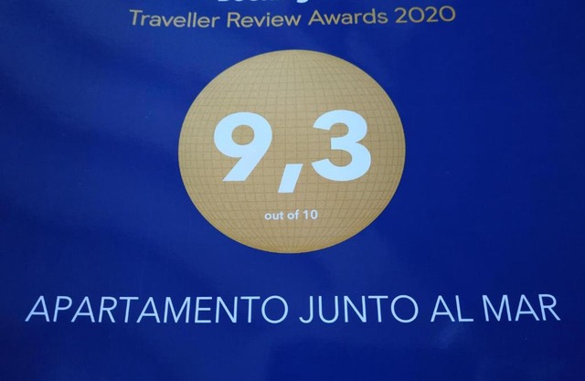 APARTAMENTO JUNTO AL MAR