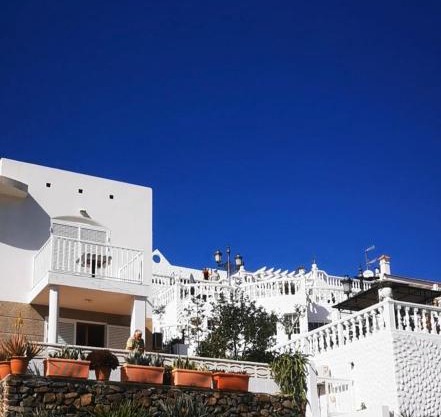 Apartamento junto a la playa
