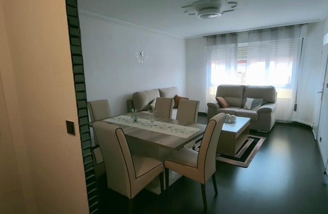Piso nuevo a 8 km de playa 3habitac