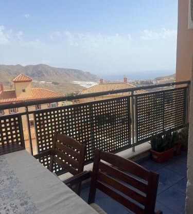 Apartamento nuevo con piscina en la envía golf aguadulce Almería