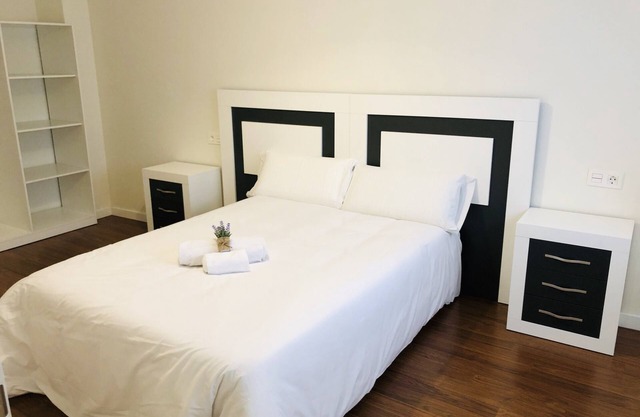Appartement-Confort-Salle de bain privée séparée-Vue sur Piscine