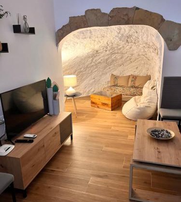 Apartamentos El PELIGRO 3 LA CUEVA