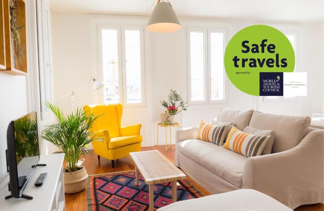 Apartamentos Praça Amarela by Heart of Funchal