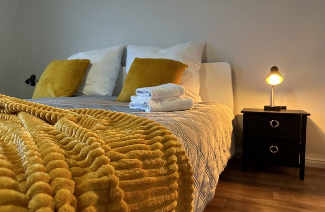 Appartement 'Mid - Century' avec terrasse partagée, jardin partagé et Wi-Fi