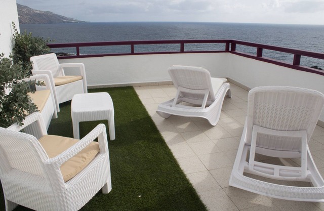 Appartement avec terrasse spectaculaire donnant sur la mer