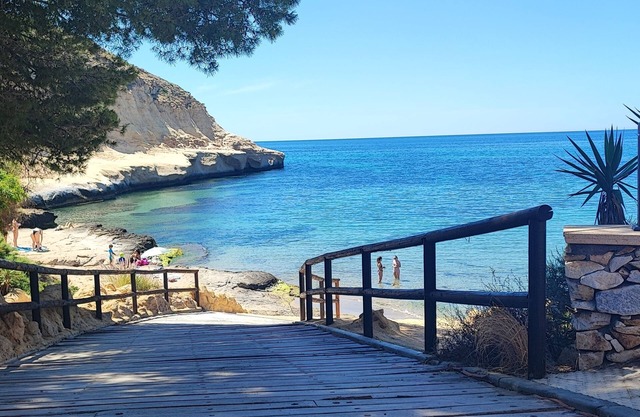 Votre maison tranquille à 30 mètres de la plage à San Juan de los Terreros
