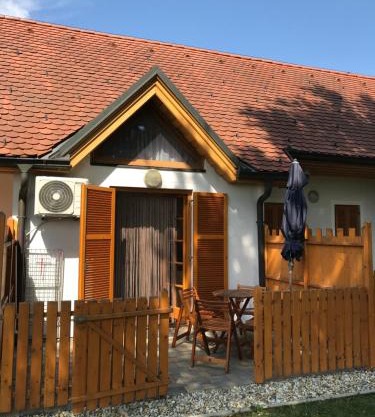 Apartma, Prekmurska vas, Trobentica 32