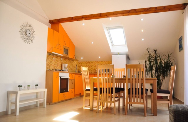Apartman Mariva avec piscine