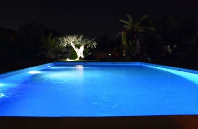 VILLARORI - Chalet avec piscine près de Lecce