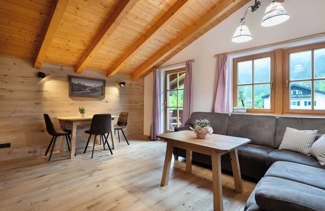 Appartement "Kramer" avec vue sur les montagnes, balcon et Wi-Fi