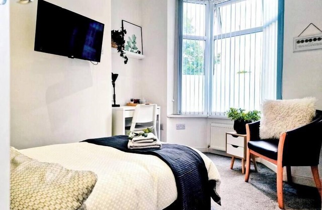 5-Star Tropicana House(Room 1)