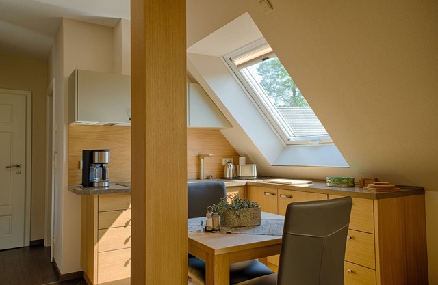 Apartment 1 living room/kitchenette, bedroom, shower/WC, breakfast room. - Schrebenza Apartments & Nature