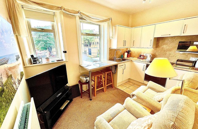 Appartement-2-Confort-Salle de bain et douche-Vue sur Jardin