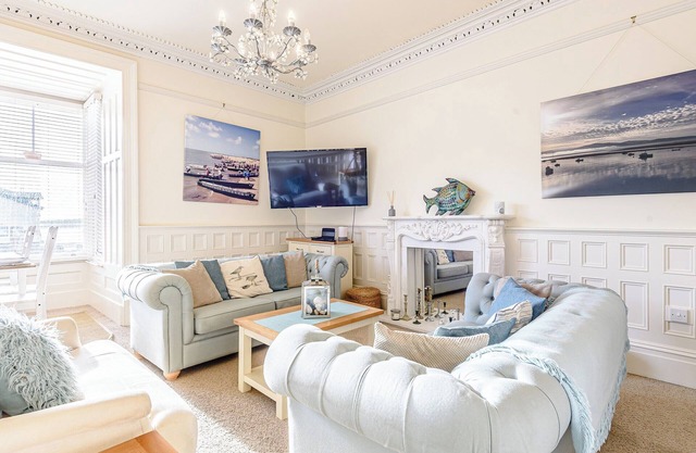 Apartment 1 - UK32244