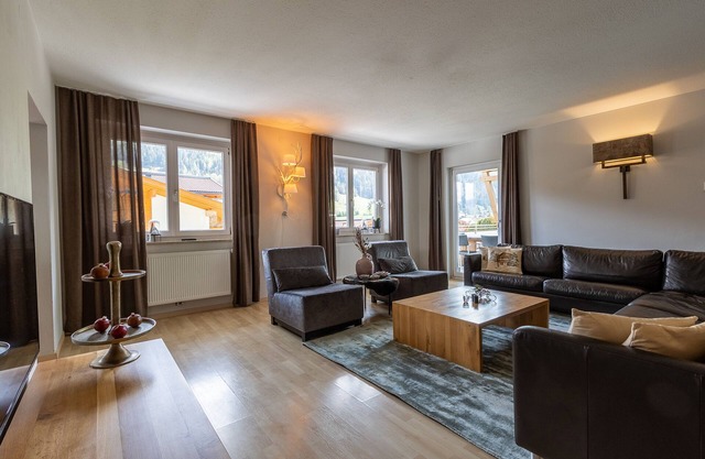 Apartment 12-14 people|WIFI|sauna|in Kaprun|no car needed