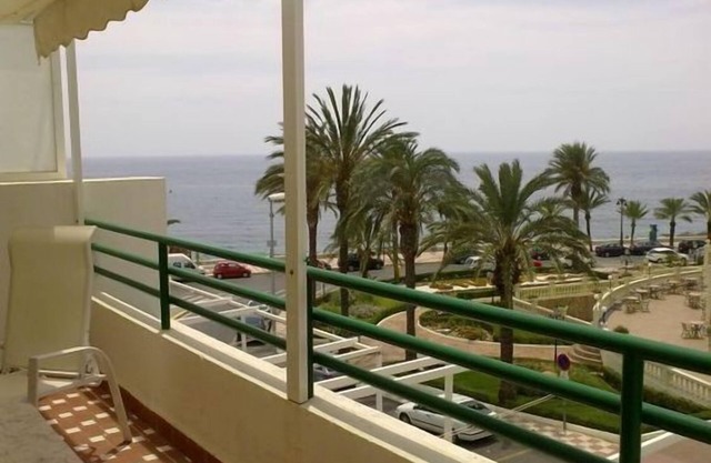 appartement au 1er ligne de plage, piscine communautaire