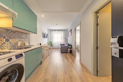 Apartment 25 with free parking and pool