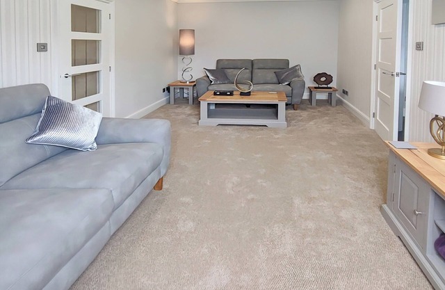 Apartment 3 Barton Manor - UK40088