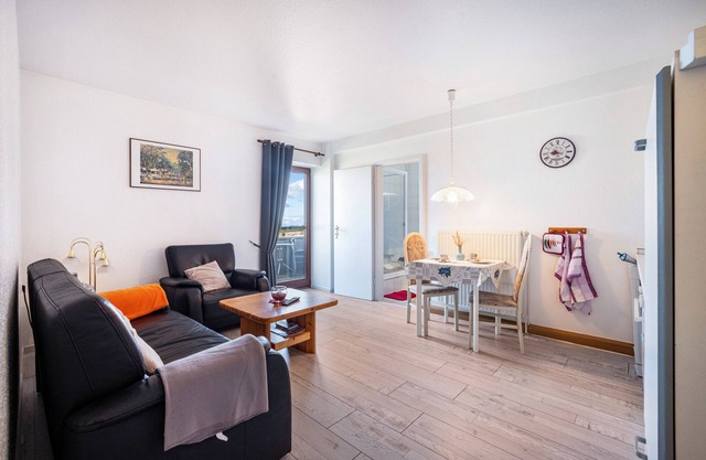 Appartement "3-raum Fw 1" avec jardin partagé, balcon et Wi-Fi