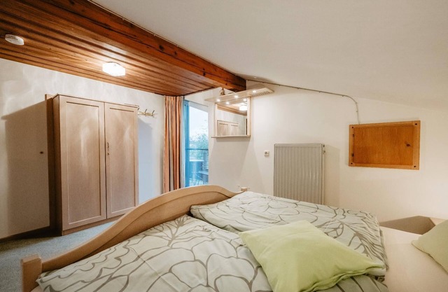 Appartement 3 avec un balcon confortable pour les heures de soirée ensoleillées