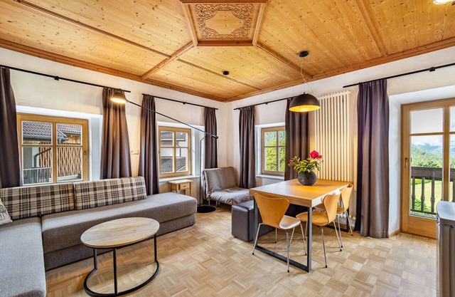 Appartement '3' avec vue sur les montagnes, piscine partagée et Wi-Fi