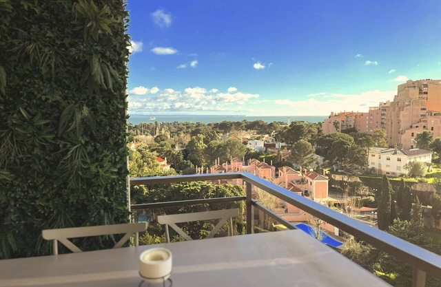 Apartment 3BDR with balcony and great sea view