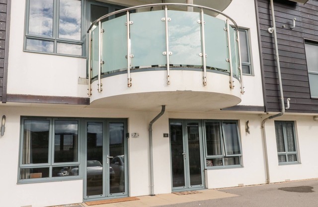 Appartement 7, WEST BAY