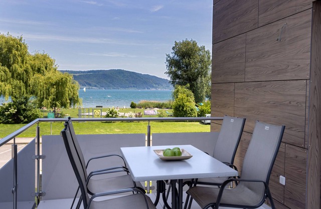 Appartement "Aachhorn" avec vue sur le lac, terrasse partagée et Wi-Fi